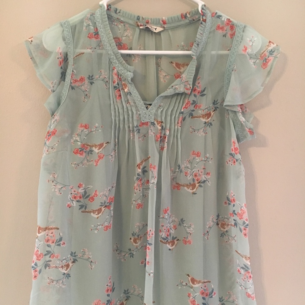 Blouse with birds/flowers